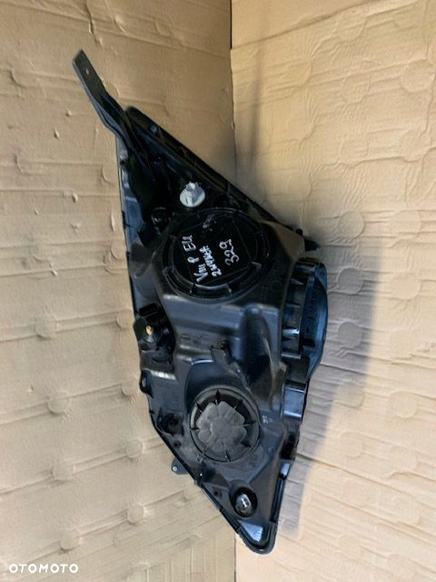 HONDA CR-V III LAMPA PRAWA ZWYKŁA 2007 2008 2009 - 3