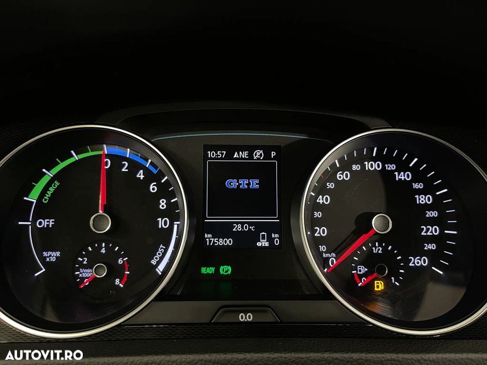 Volkswagen Golf 1.4 GTE Plug-In-Hybrid DSG - 28
