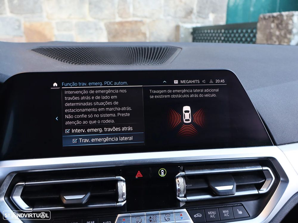 BMW 330 e Aut. M Sport - 31