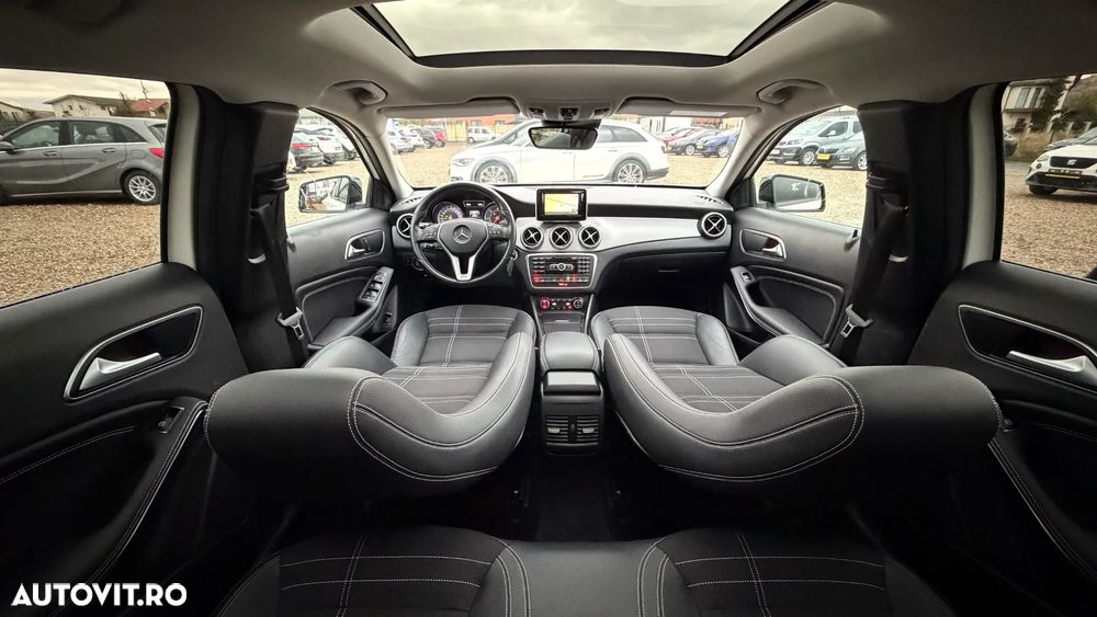 Mercedes-Benz GLA 220 CDI 4MATIC 7G-DCT AMG Line - 10
