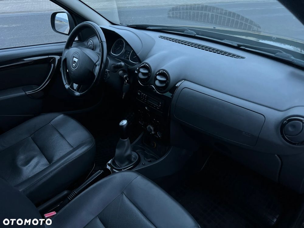 Dacia Duster 1.6 - 15