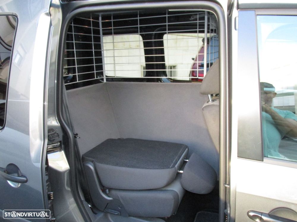 VW Caddy KingCab 2.0 TDI Business DSG - 23