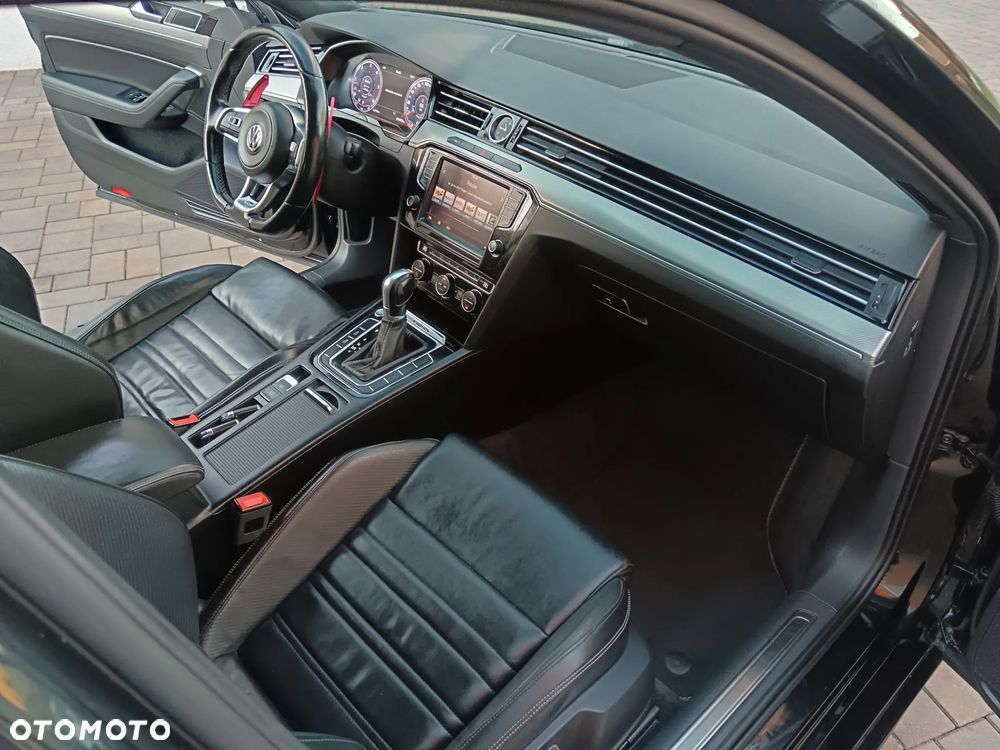 Volkswagen Passat 2.0 TDI SCR DSG 4Motion Business - 13