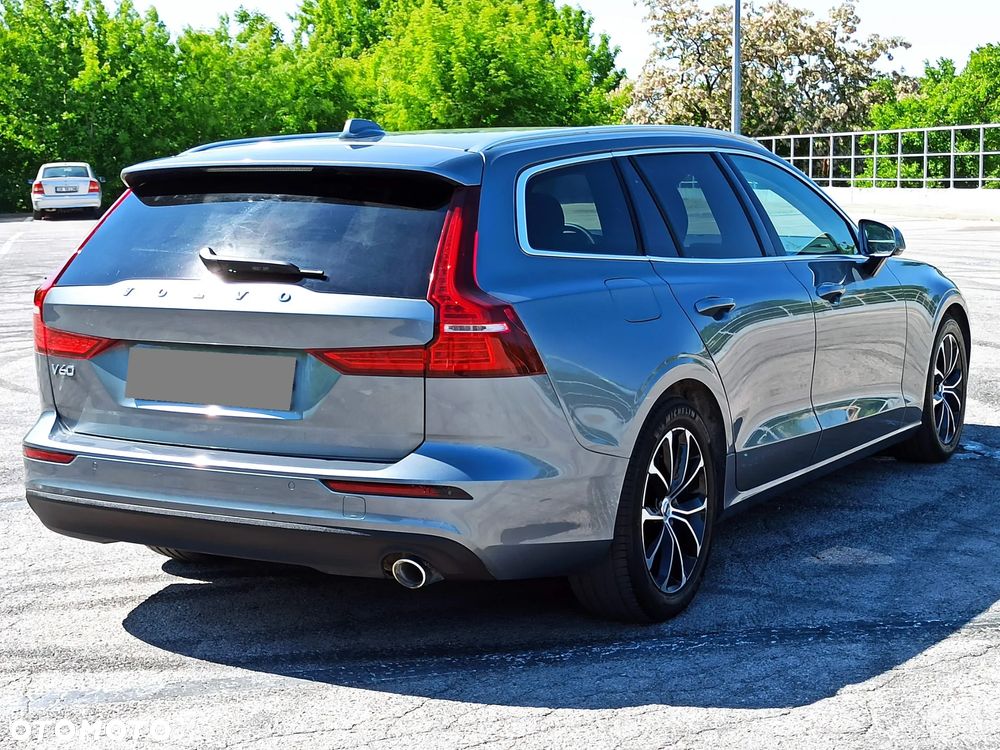Volvo V60 D3 Geartronic Momentum - 19