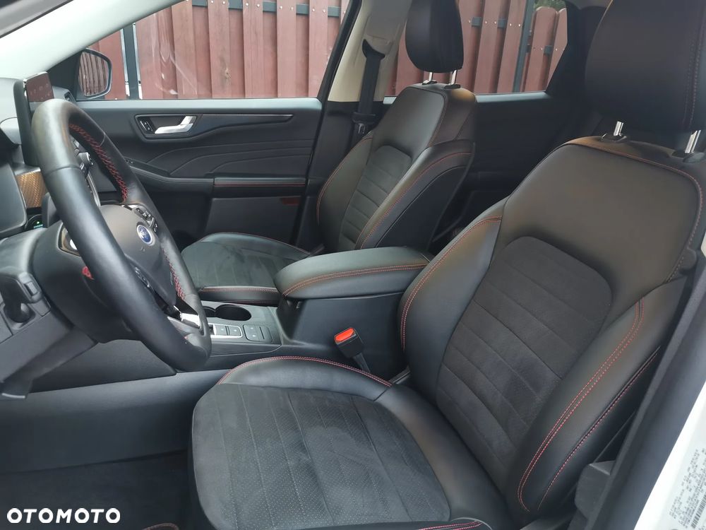 Ford Escape 2.0 EcoBoost AWD Titanium - 8