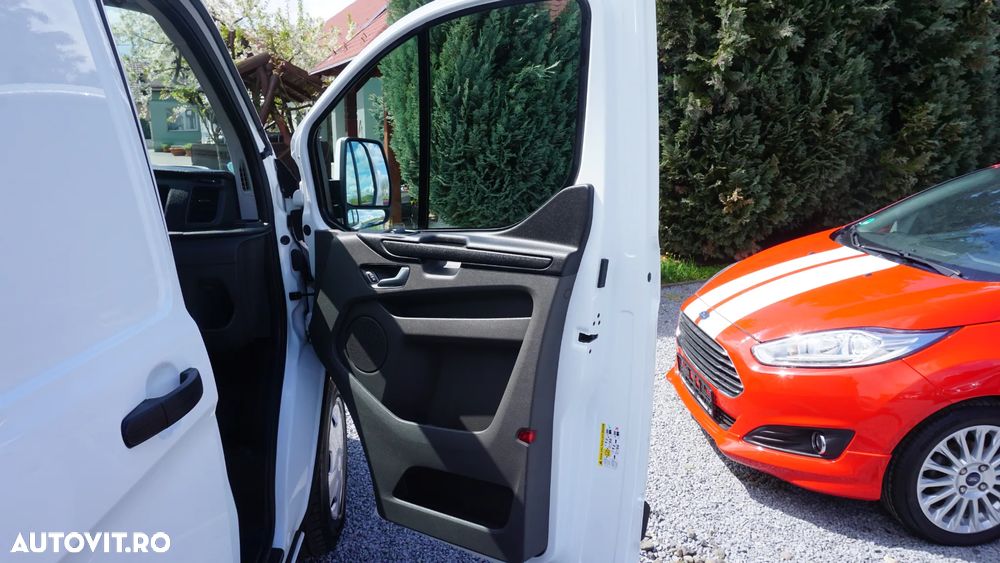 Ford Transit Custom - 8