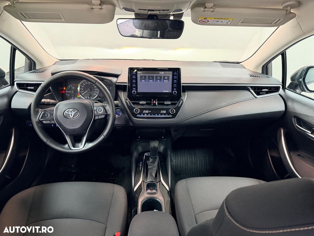 Toyota Corolla 1.8 HSD Business - 15