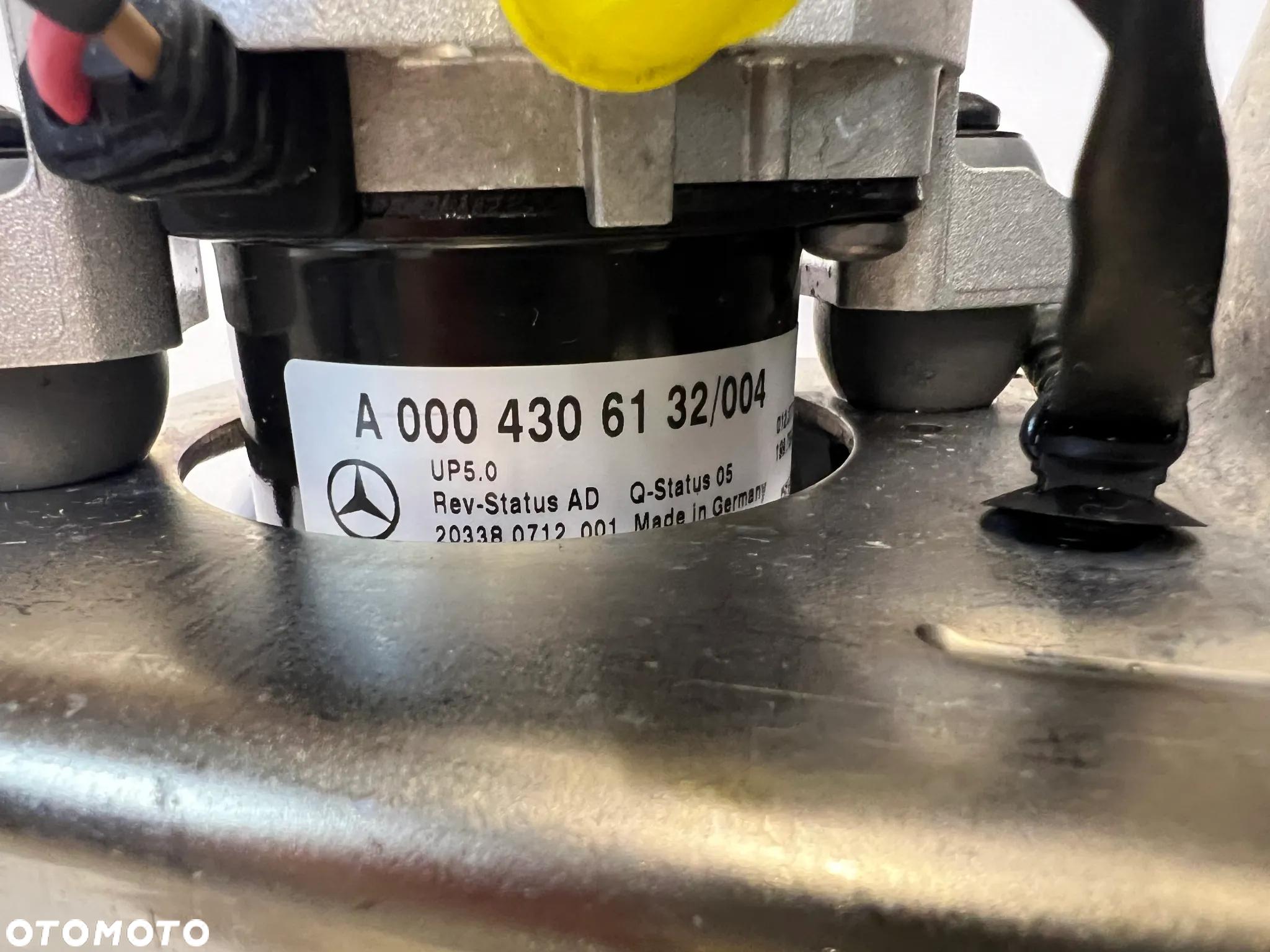 Mercedes C,E,GLC,GLE pompa podciśnienia A0004306132 nowa - 5