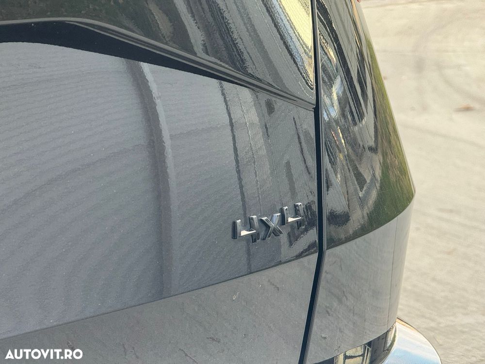 Skoda Karoq 2.0 TDI SCR 4x4 DSG Sportline - 30