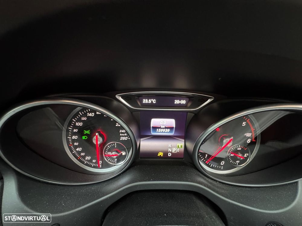 Mercedes-Benz CLA 180 d Shooting Brake Progressive Aut. - 4