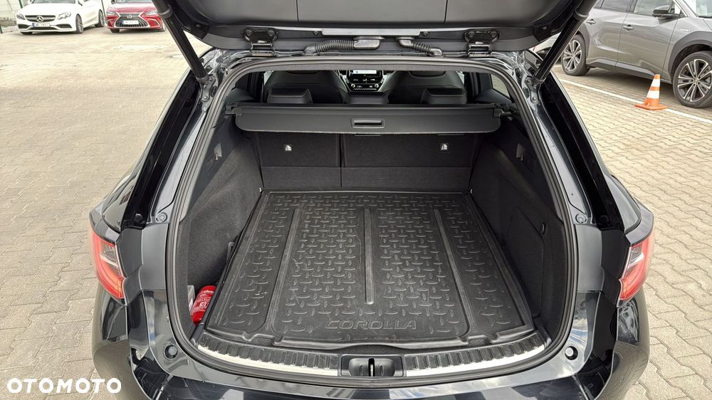 Toyota Corolla - 9