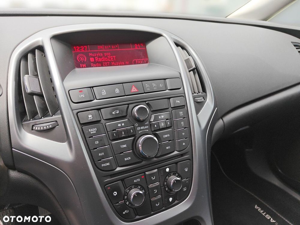 Opel Astra - 16