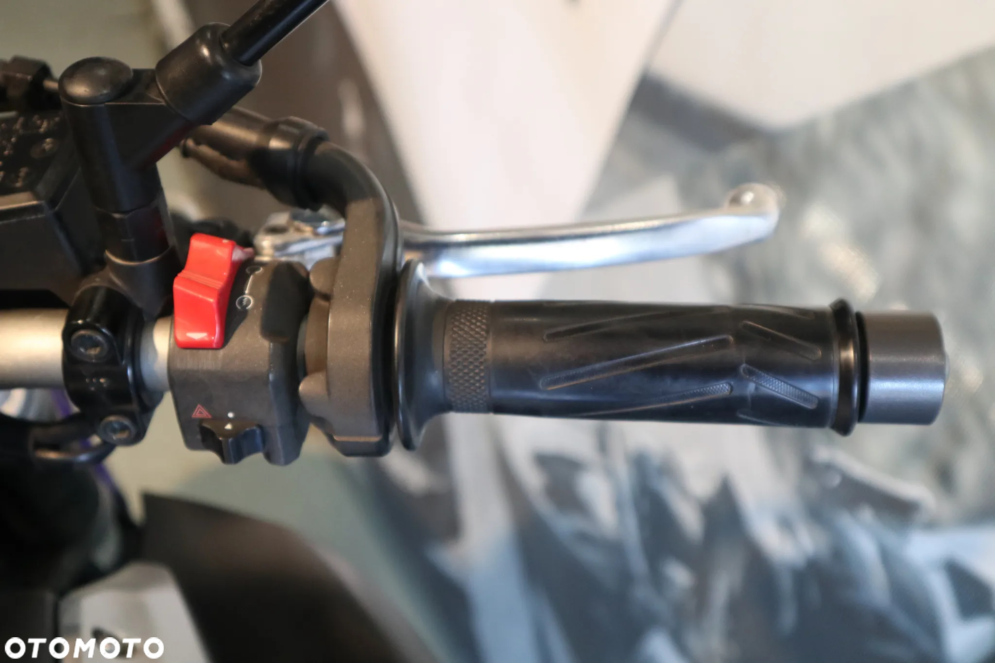 Yamaha MT - 9