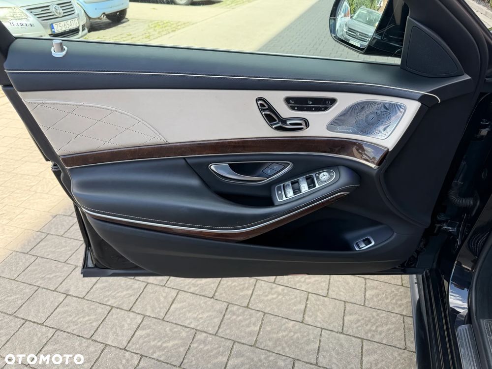 Mercedes-Benz Klasa S 400 d 4-Matic 9G-TRONIC - 37