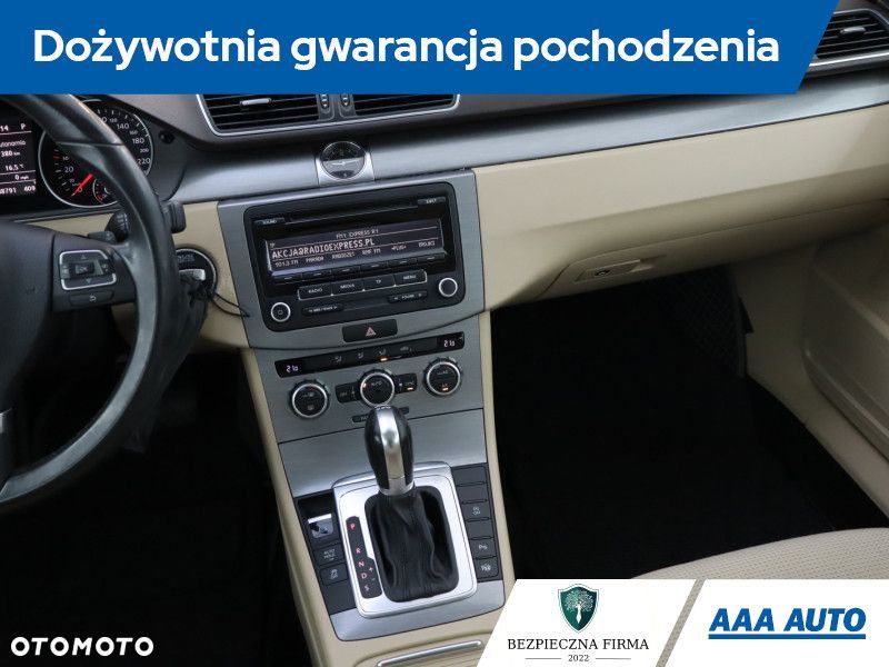 Volkswagen Passat Variant - 10