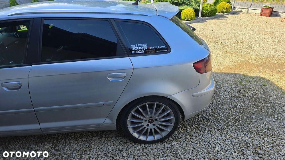 Audi A3 Sportback 2.0 TDI DPF Quattro Ambiente - 11