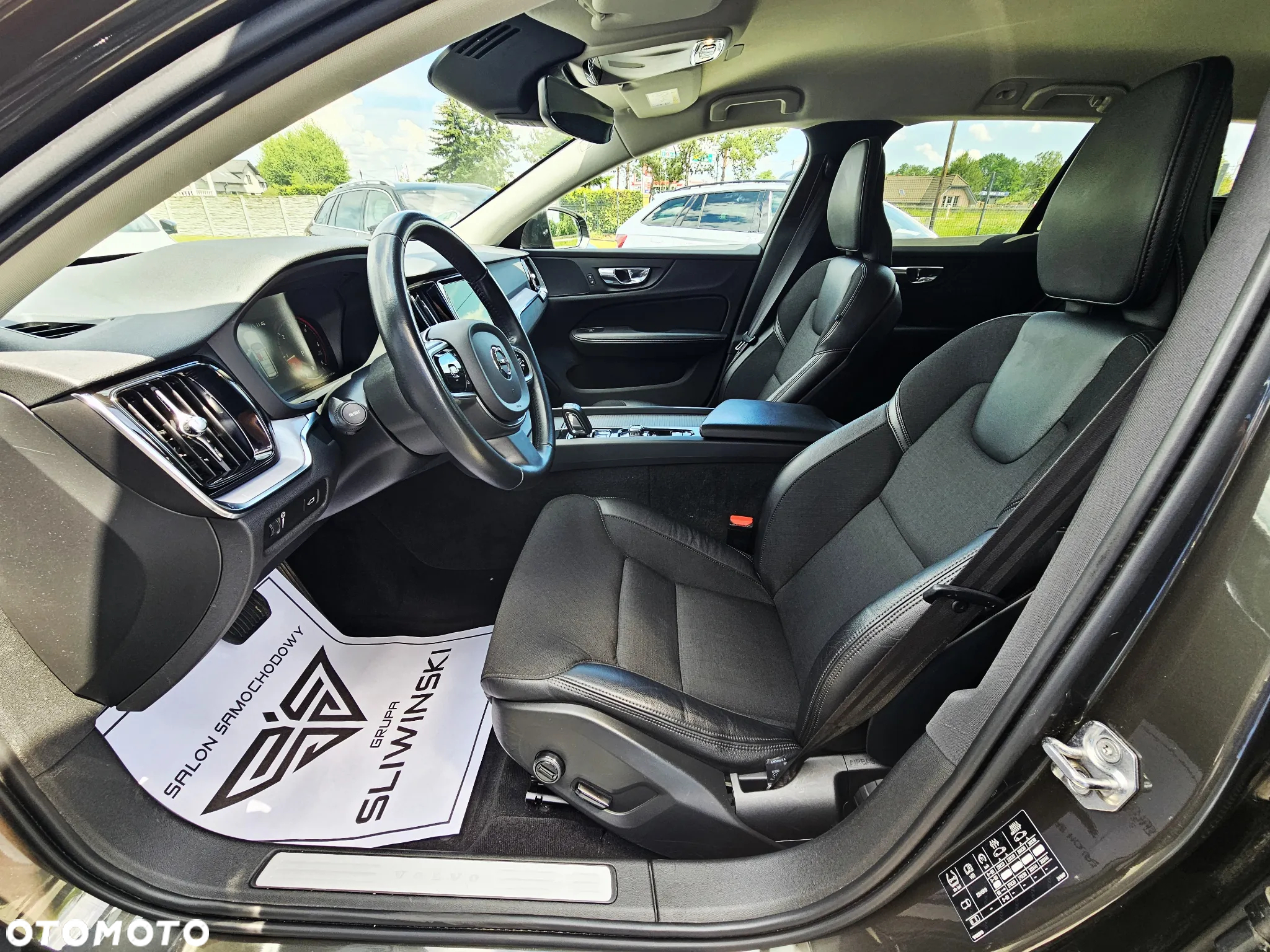 Volvo V60 Cross Country B4 D AWD Geartronic - 18