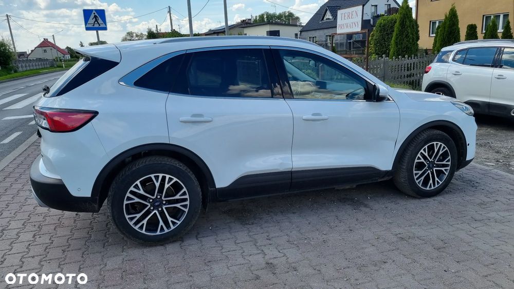 Ford Kuga - 15