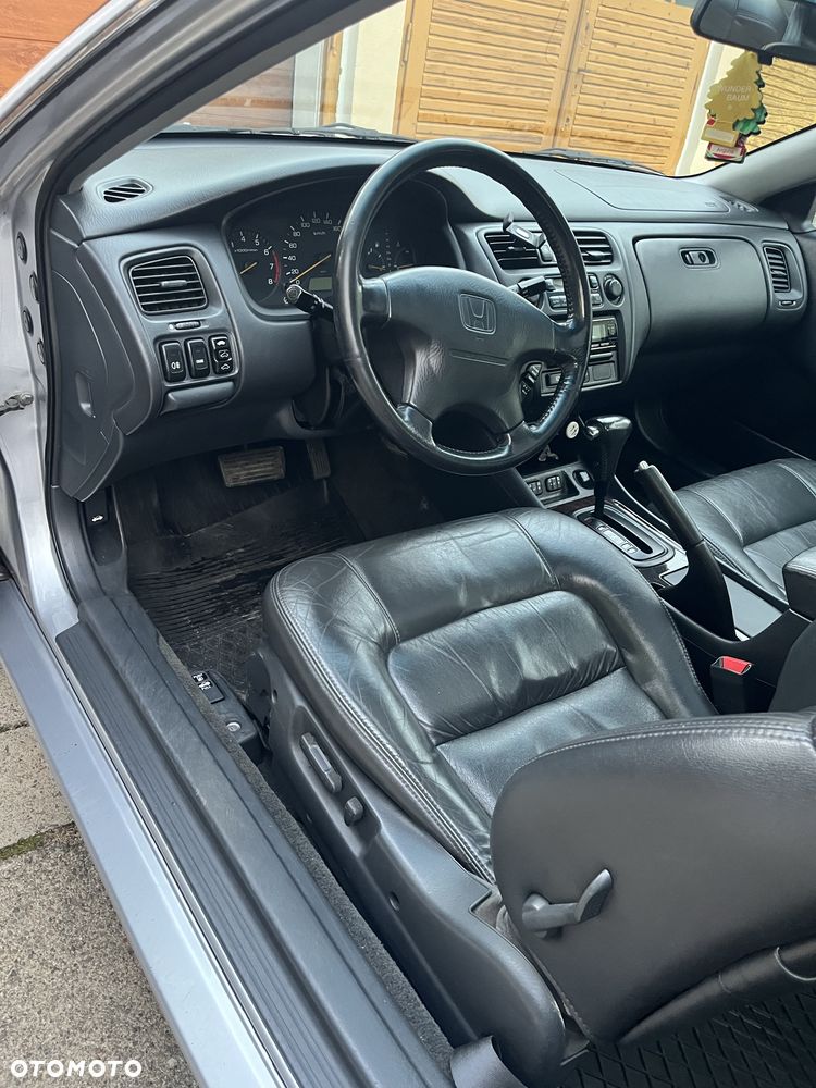 Honda Accord - 6