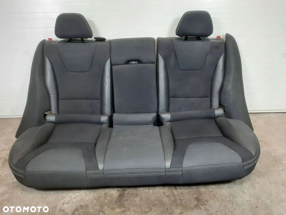 FOTELE KANAPA WNĘTRZE VOLVO V60 R DESIGN - 2