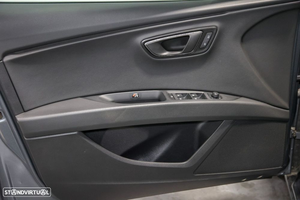 SEAT Leon ST 2.0 TDI FR DSG S/S - 39