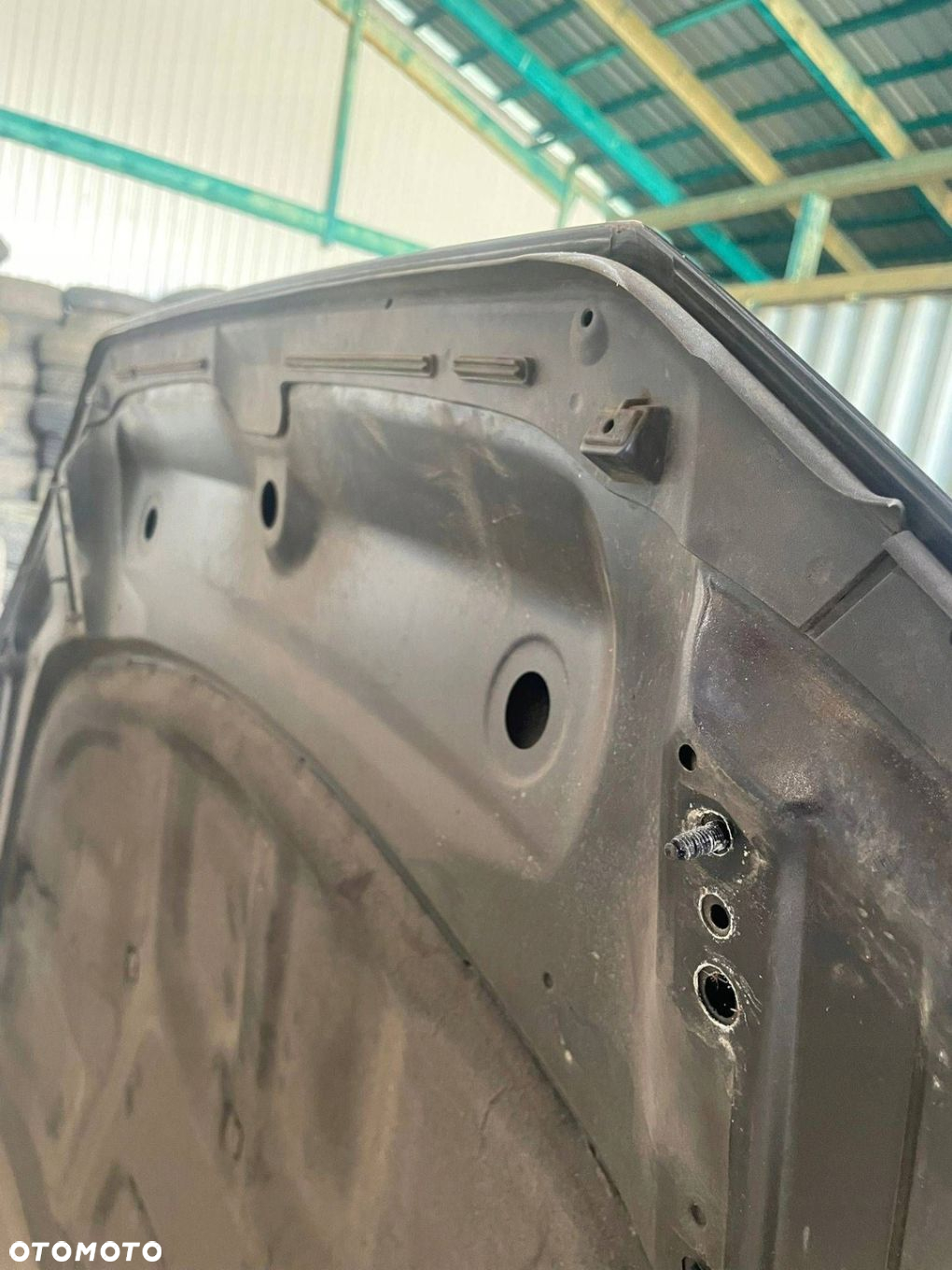 MASKA POKRYWA SILNIKA AUDI A4 B9 - 9