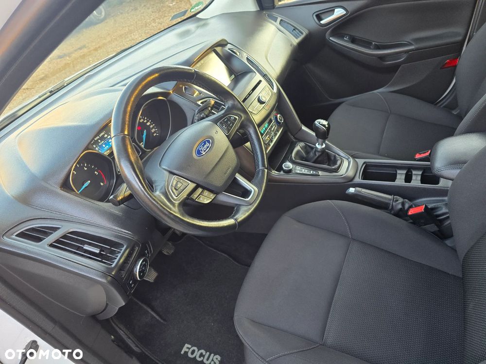 Ford Focus 1.5 TDCi Titanium - 3