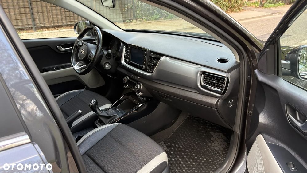 Kia Stonic 1.0 T-GDI 120 Spirit - 11