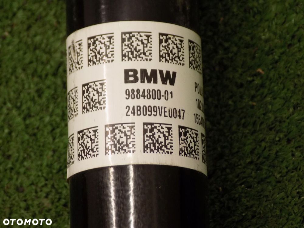BMW U11 PÓŁOŚ LEWA PRAWA 9884800 9884799 - 2