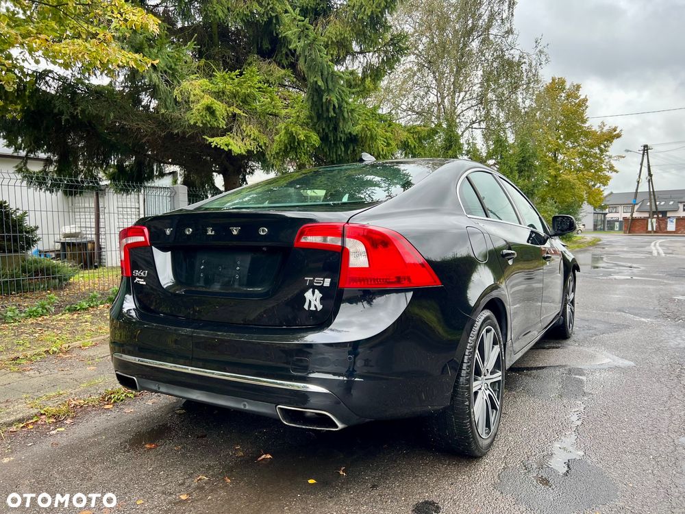 Volvo S60 T5 Powershift Summum - 11