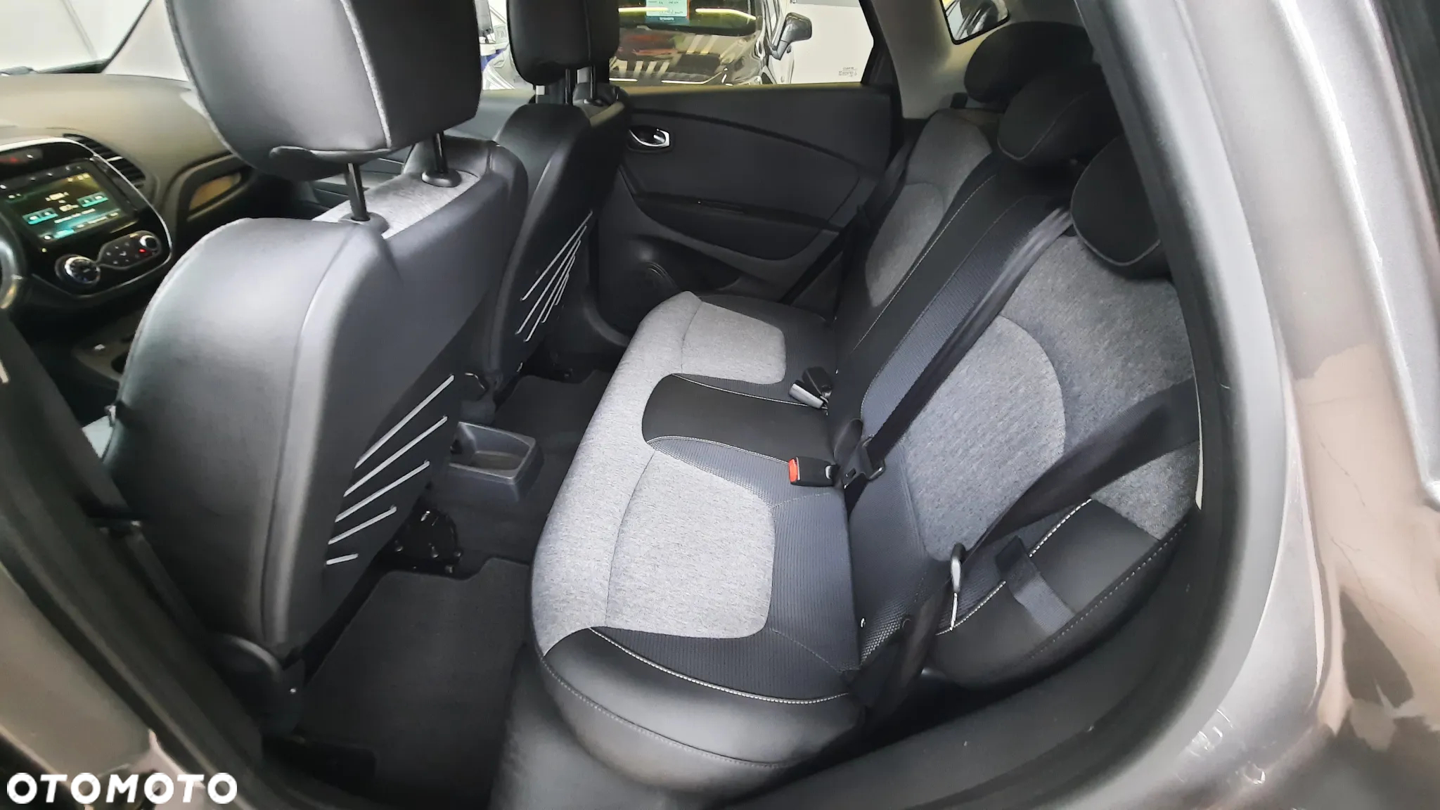 Renault Captur (ENERGY) TCe 150 Version S - 8