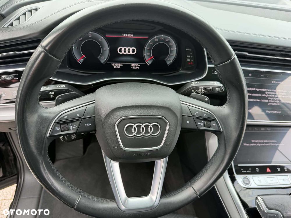 Audi Q7 - 7