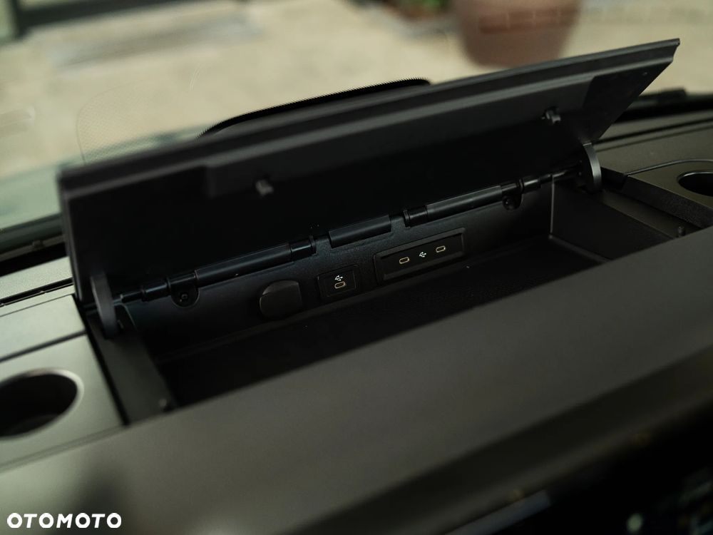 Mercedes-Benz Sprinter - 13