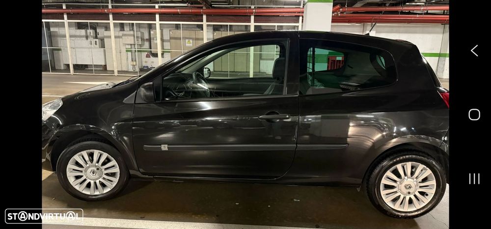 Renault Clio 1.5 DCI - IVA dedutível - 7