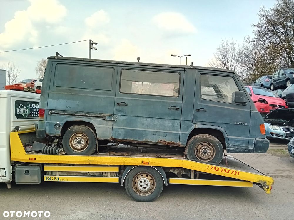 *MERCEDES MB100* Samochód na części - 1