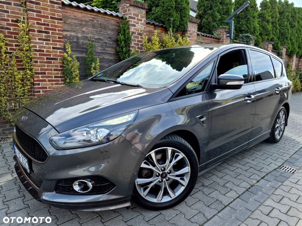 Ford S-Max - 34