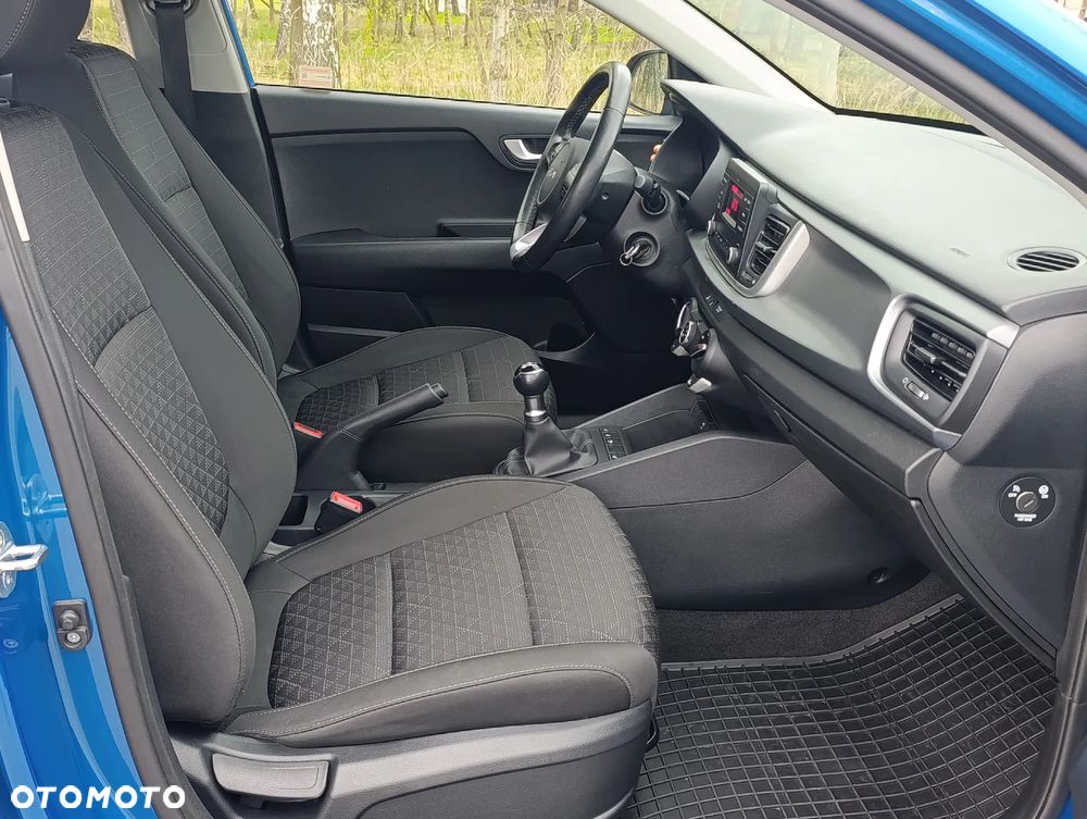 Kia Rio 1.2 M - 12