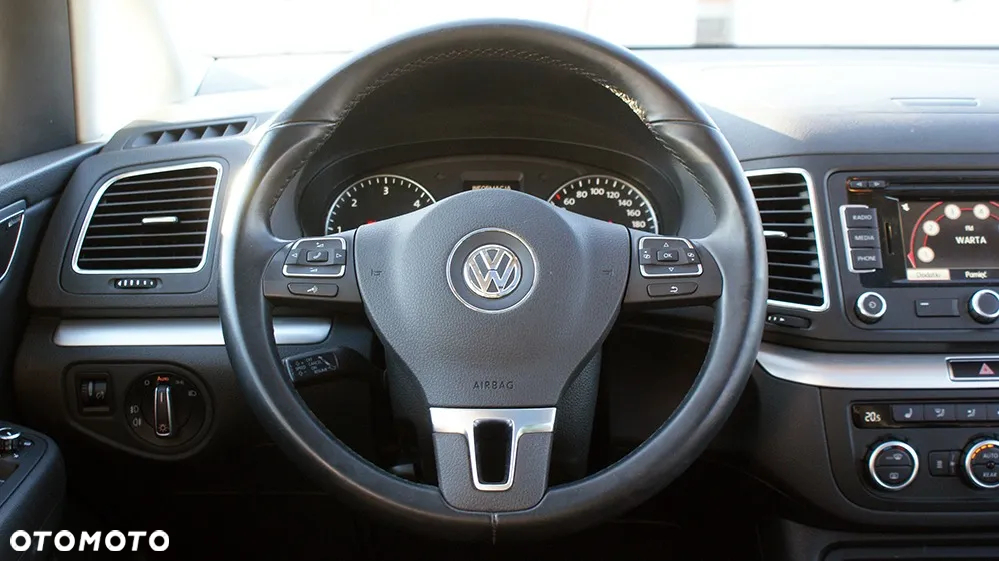 Volkswagen Sharan 2.0 TDI Comfortline DSG - 19