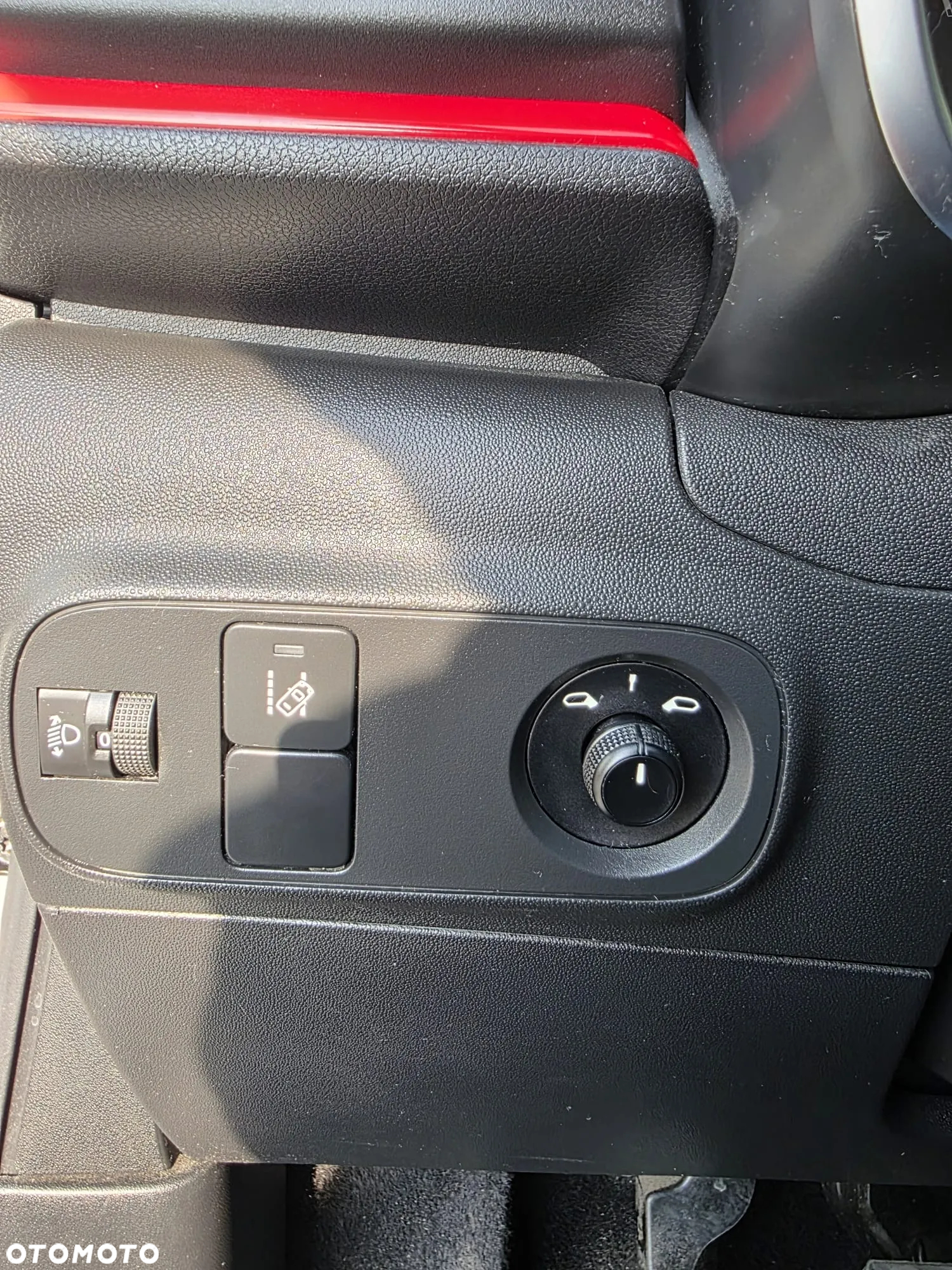 Citroën C3 1.2 PureTech Shine S&S - 25