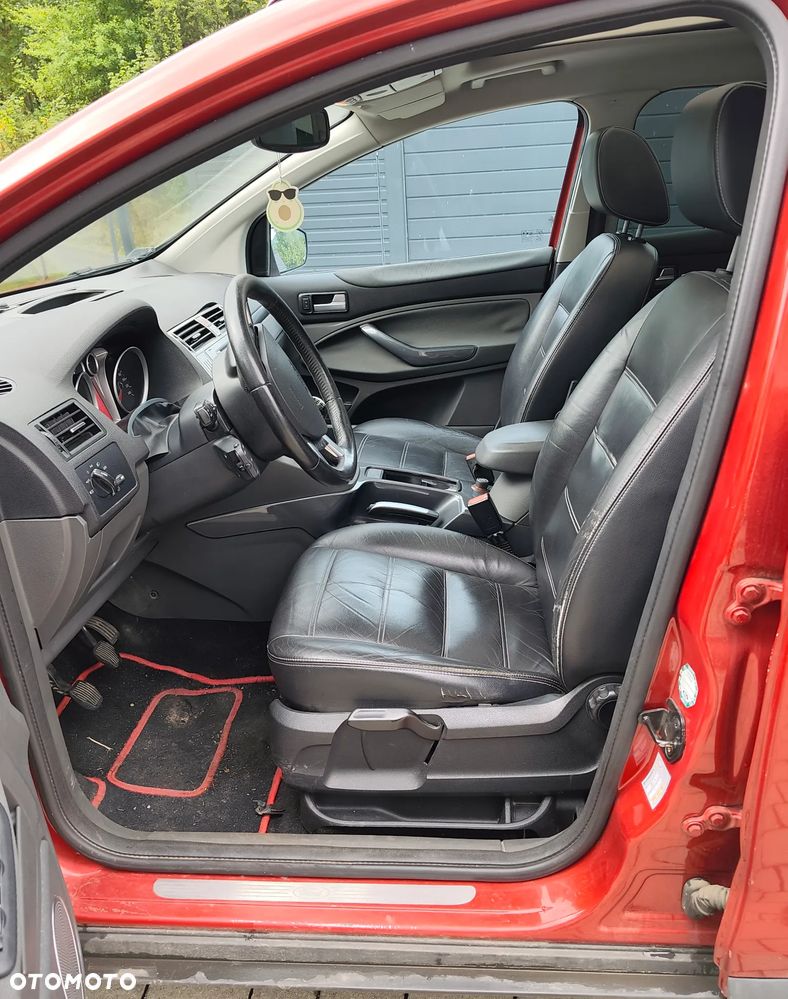 Ford Kuga 2.0 TDCi Titanium - 6