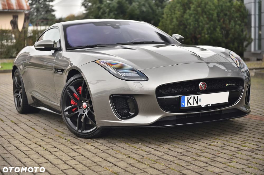 Jaguar F-Type Coupe P300 R-Dynamic - 11