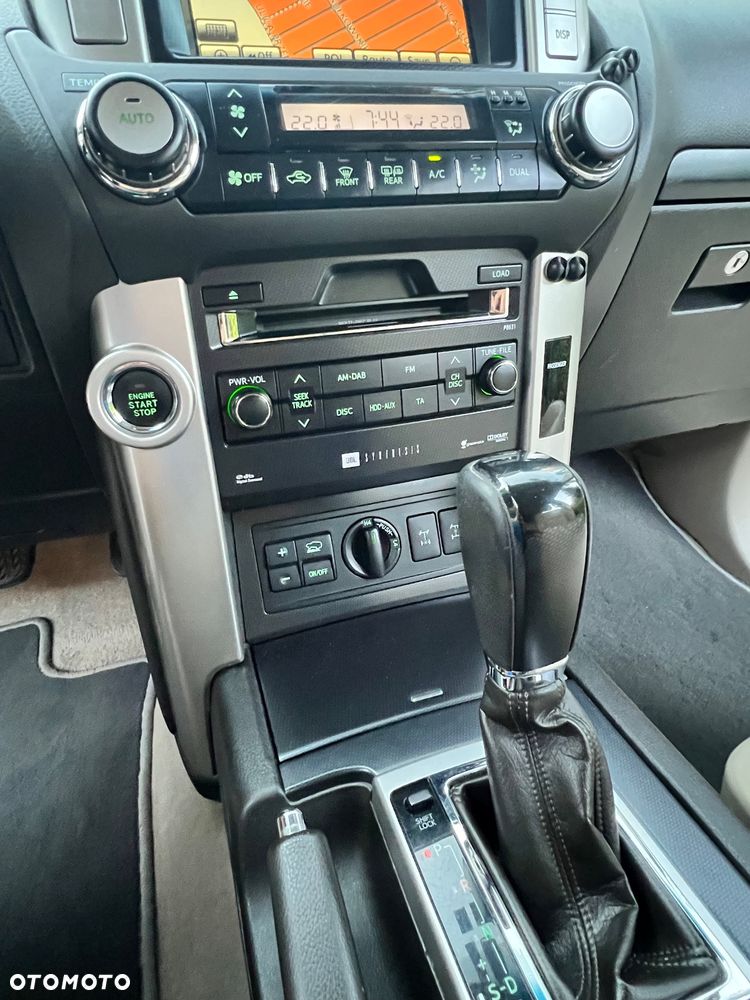 Toyota Land Cruiser LC 3.0 D-4D Prestige - 9