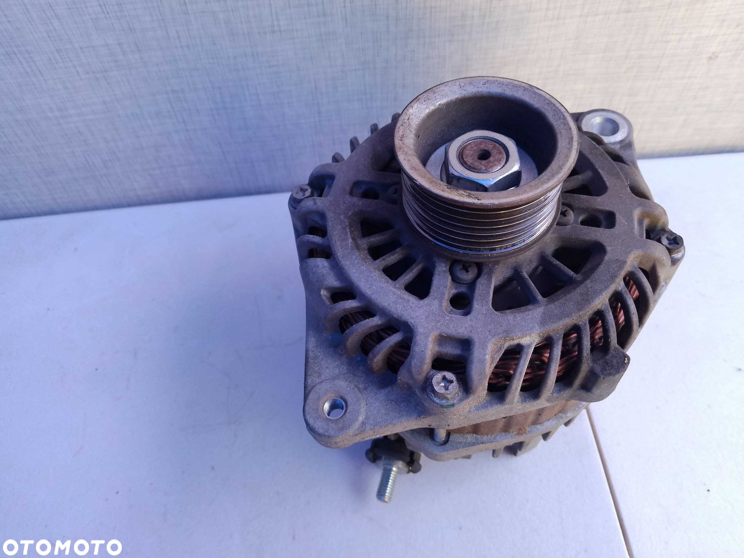 Infiniti QX60 Alternator - 4