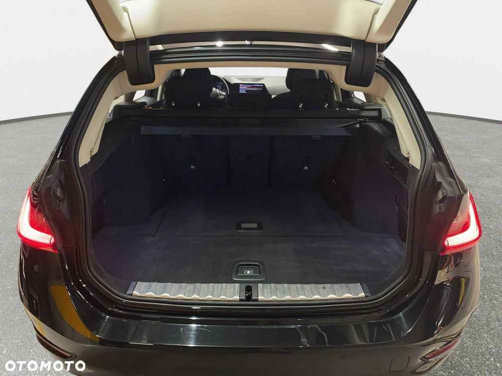 BMW Seria 3 - 17