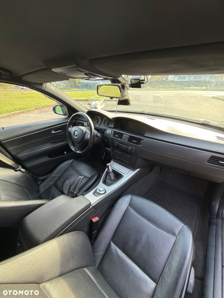 BMW Seria 3 320d - 9