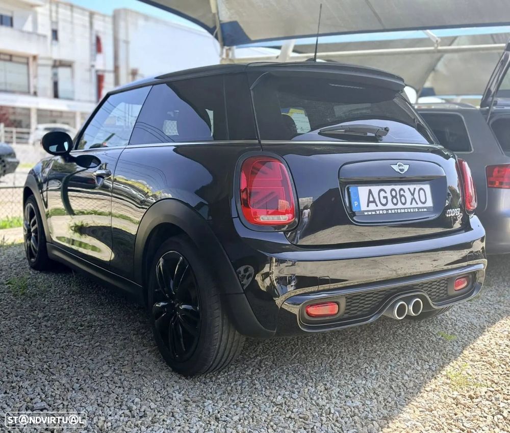 MINI 3 Portas Cooper SD - 22