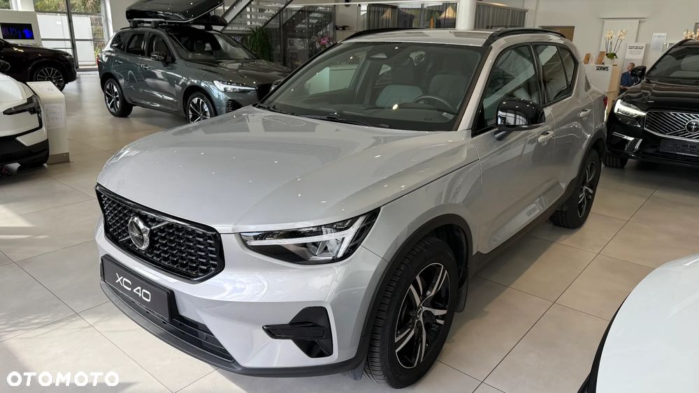 Volvo XC 40 B3 Plus Dark