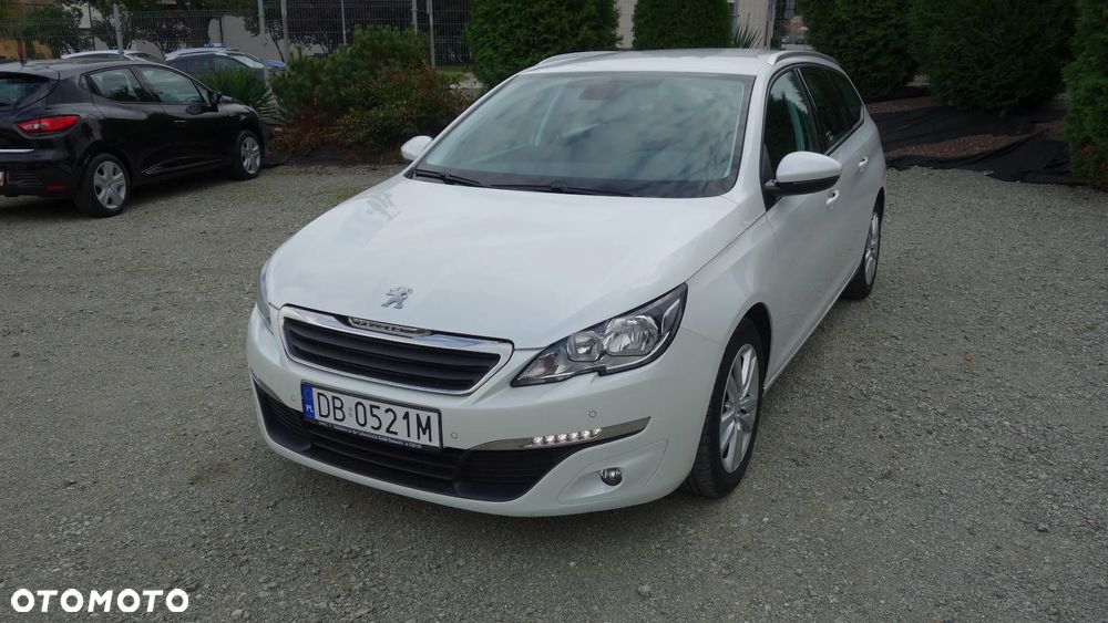 Peugeot 308 BlueHDi 120 EAT6 Stop & Start Allure