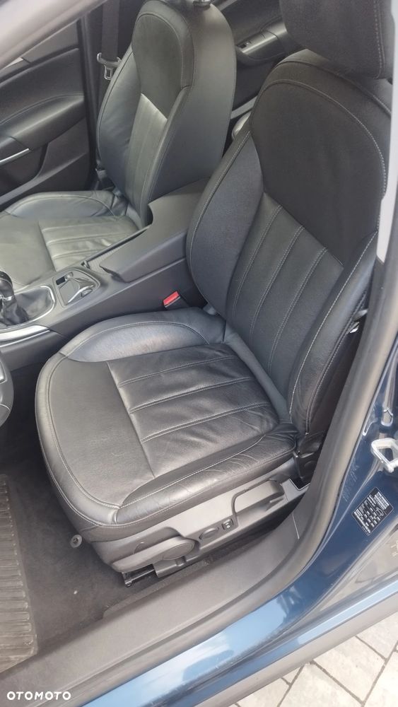 Opel Insignia - 9