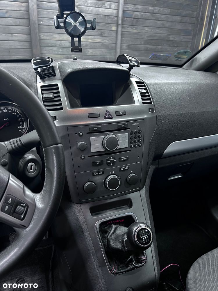 Opel Zafira 1.9 CDTI Enjoy - 12
